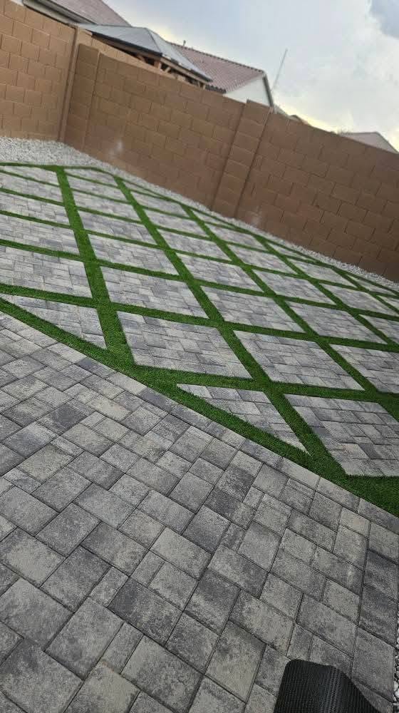 Diamond Paver & Turf Pattern
